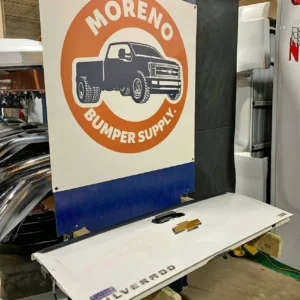 Chevy Silverado summit white tailgate 2007-2014
