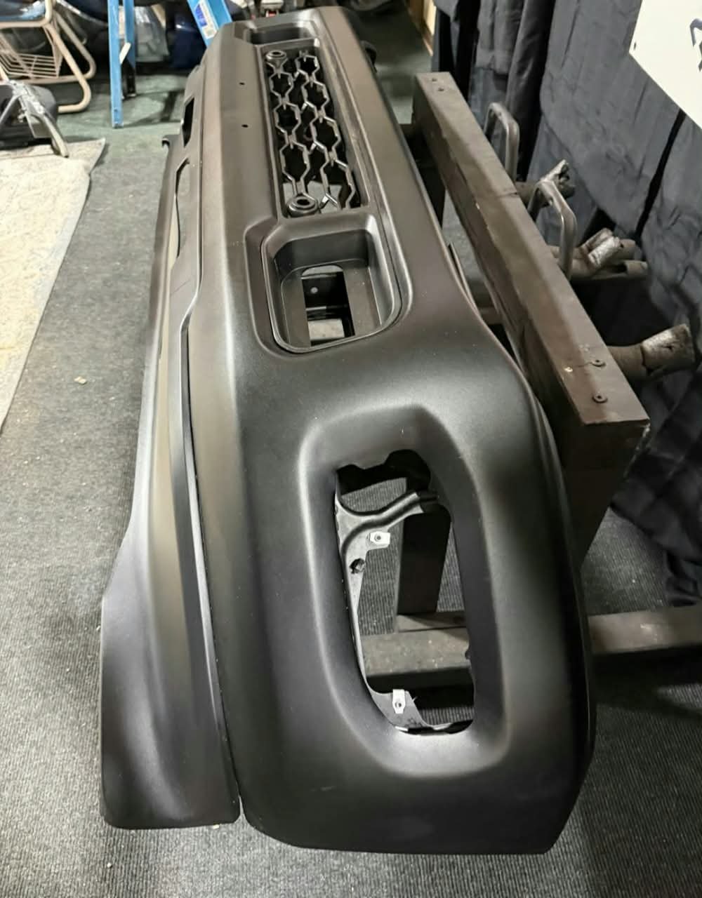 2019-24 Ram flat Black painted 2500hd 3500hd front bumper OEM - Image 3