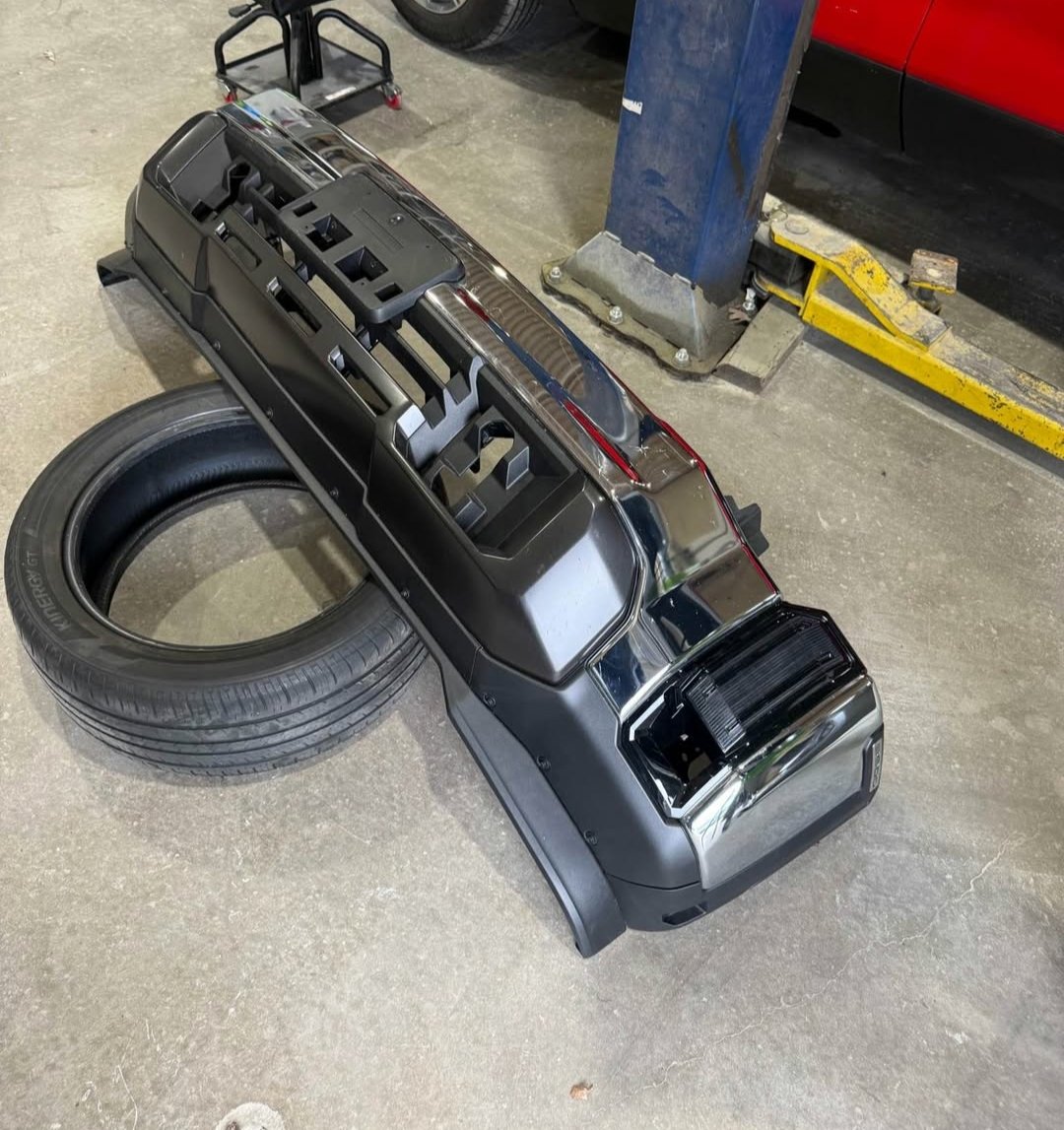 2024 2025 GMC 2500hd 3500hd chrome front bumper OEM - Image 2