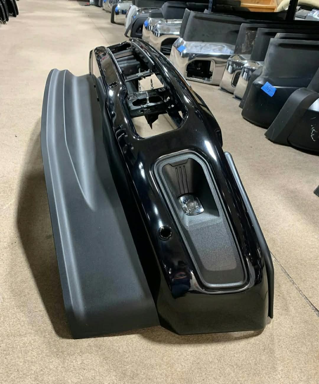 Agate black front bumper 2023-26 Ford f250 f350 w/sensor and LED Fog - Image 2