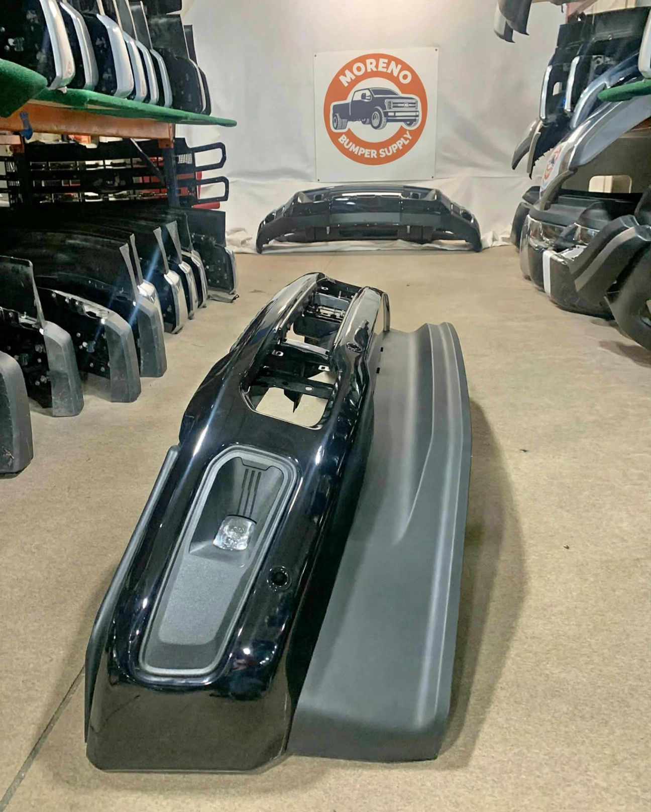 Agate black front bumper 2023-26 Ford f250 f350 w/sensor and LED Fog