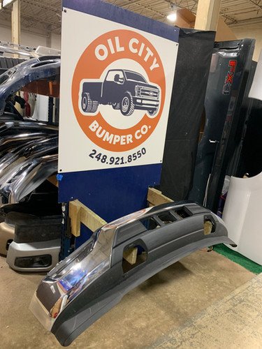 Chrome 2021 2022 2023 Ford f150 front bumper OEM assembly w fog