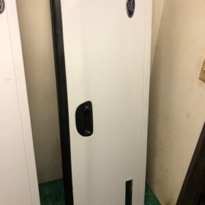 Super duty 1999 to 2007 Ford f250 f350 oxford white gate
